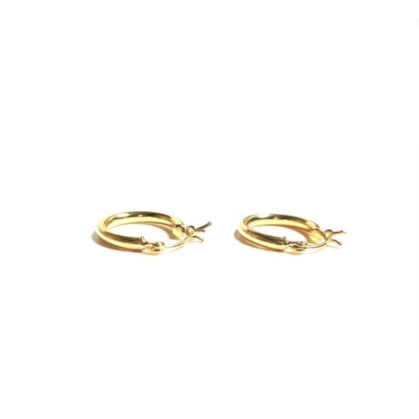 18k Gold Plated Round Plain Pierce