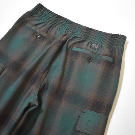 FB County Cargo Checker Pants - Black/Green