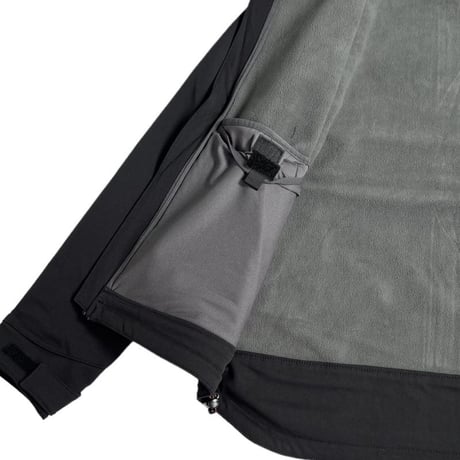 Carhartt USA Rain Defender® Relaxed Fit Heavyweight Softshell Jacket Black