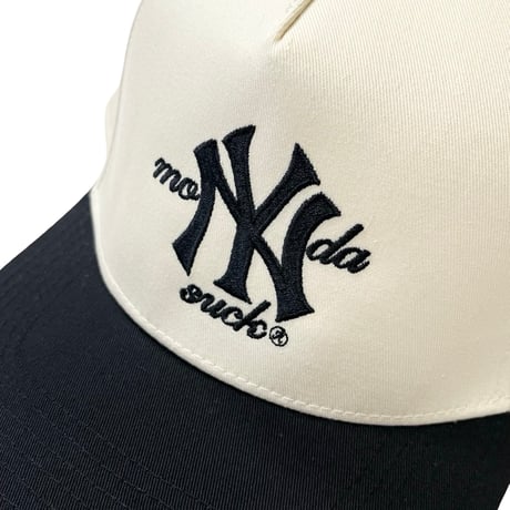 Mondaysuck 6Panel Snapback Cap BlackｘCream