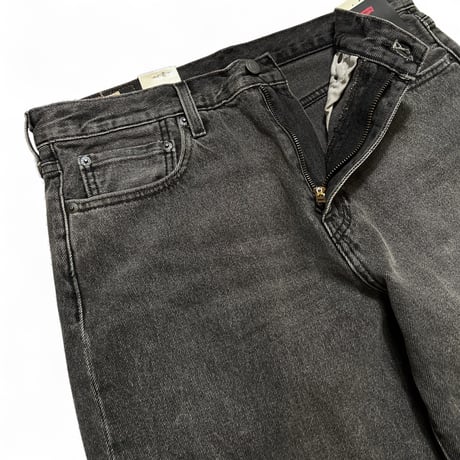 Levi’s 568 Loose Straight Block Party T2