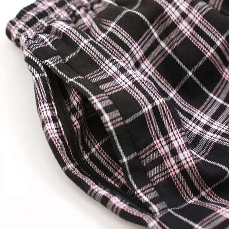 YARDSALE Shoreline Plaid Shorts - Black