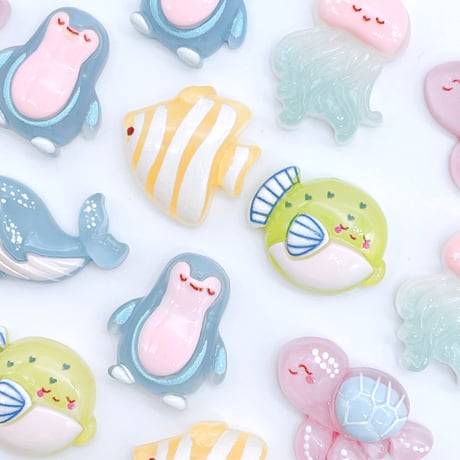 Ｎｏ．945   ペンギン  くじら  クラゲ   海   魚  デコパーツ