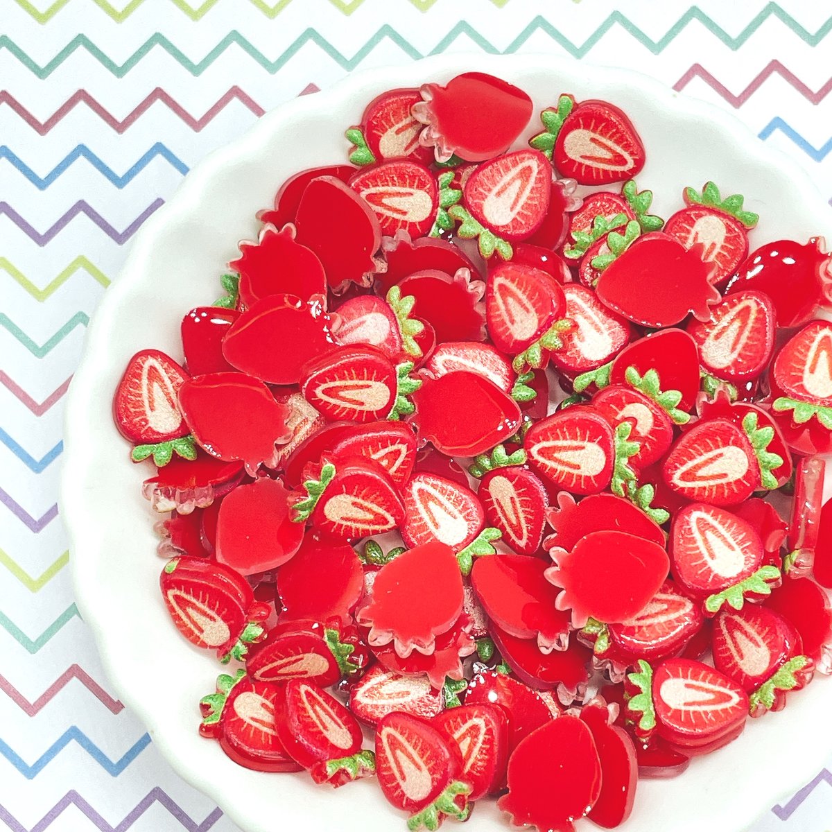 No．888 いちご ミニ パーツ ネイル | DECOPARTS SHOP はぴいちご