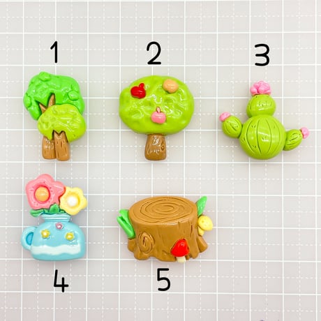 Ｎｏ.1041  木  花  きのこ   デコパーツ