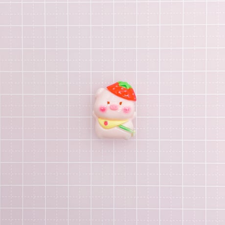 Ｎｏ．1009   ブタ  いちご  帽子  デコパーツ