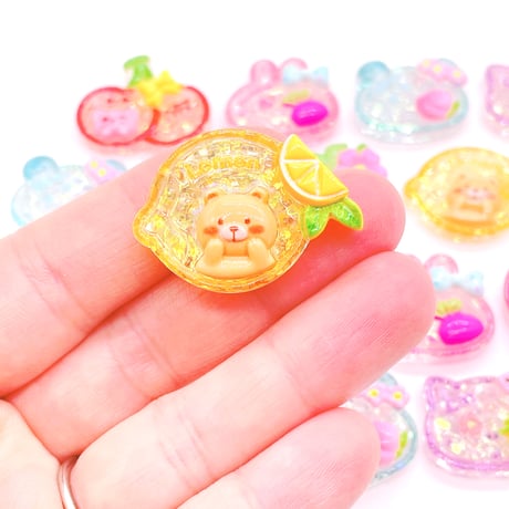 Ｎｏ．976   うさぎ  ネコ   くま   フルーツ  デコパーツ