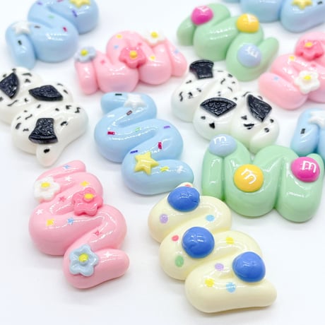 Ｎｏ．762  ウネウネ   ホイップ風  パーツ