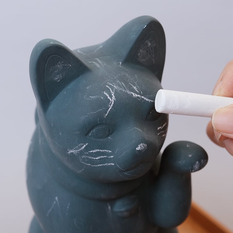 まねき猫作品「黒板猫」 (L)【石澤彰一】 | Place where you meet ca