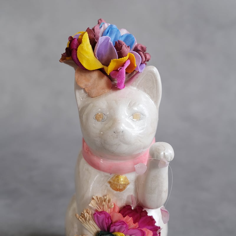 まねき猫作品「花咲猫 / はなさくねこ（銀）」（M）【MODERASeeK