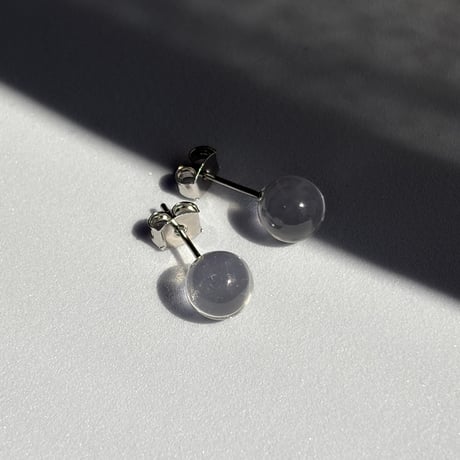 クリア　ボールピアス