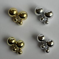 メタルボールピアス