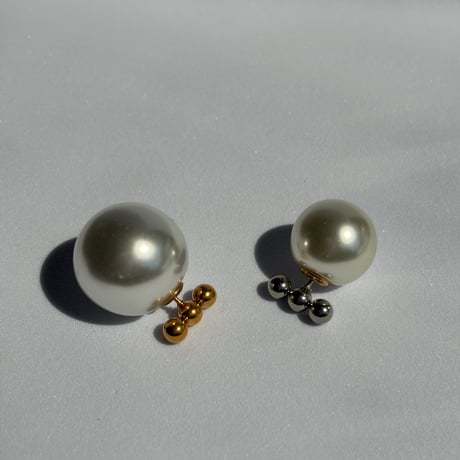 トリプルボールピアス