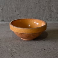 黄色いボウル