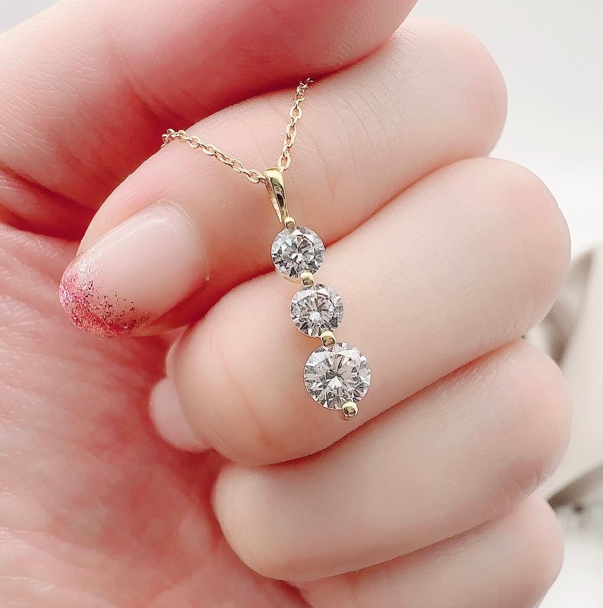 18K ダイヤモンド ネックレス トリロジー 3連 ペンダント 18金 YG