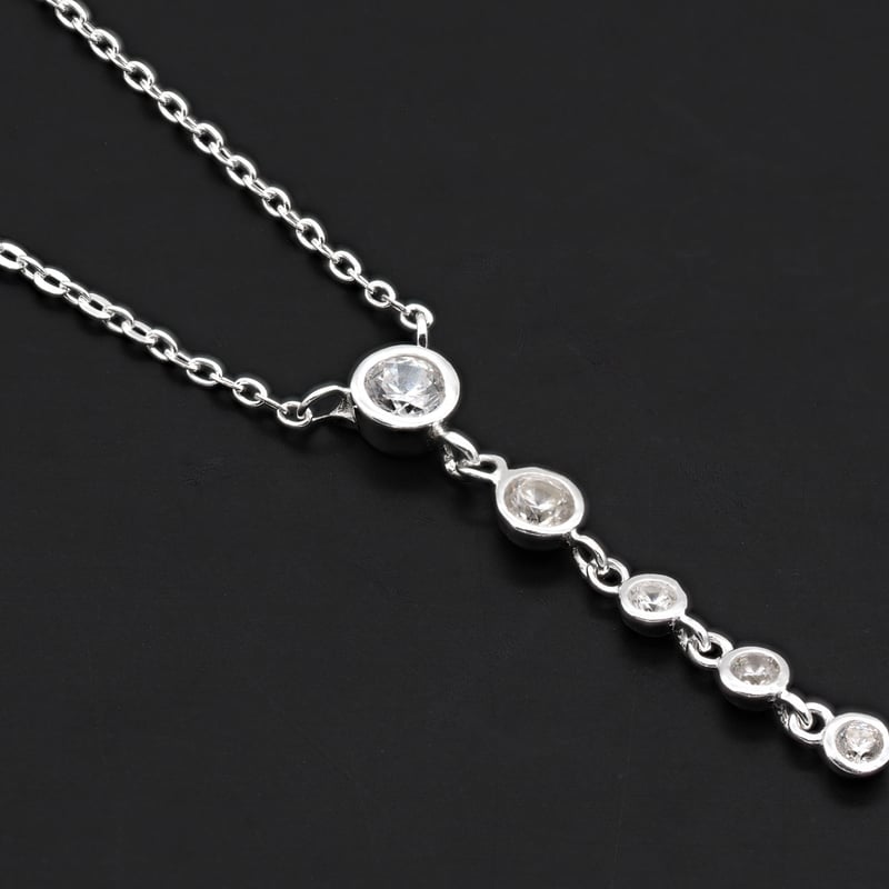 5粒 ダイヤモンド ネックレス レディース 5連 デザイン 国内生産品 