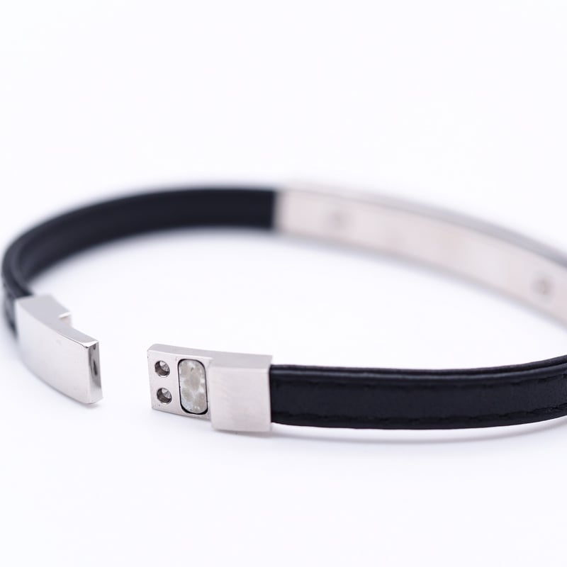FOREVERMARK ダイヤモンドレザーブレスレット【価格交渉可】 ダイヤモンド レザー ブレスレット ブラック ホワイトゴールド 本革