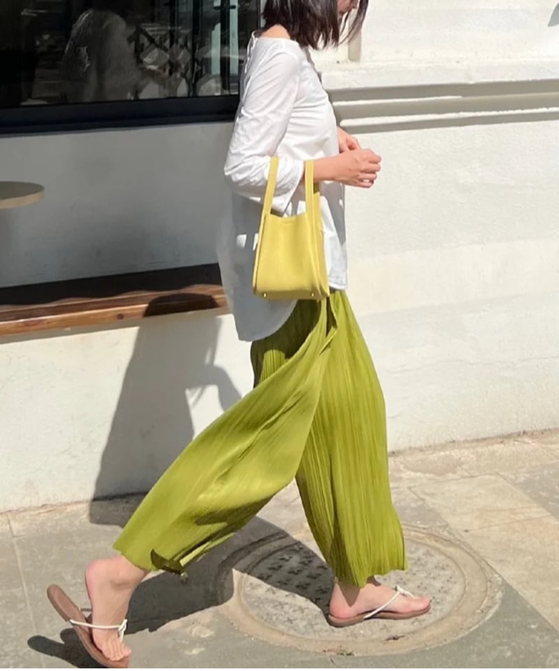 slit design pleated pants/1color LA1554 | LaLa