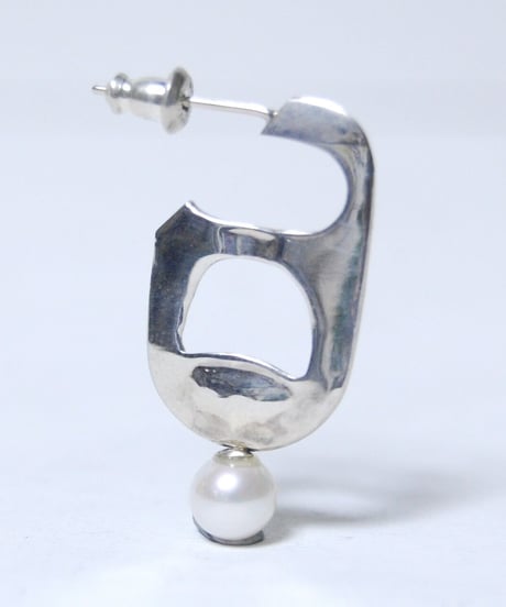 LEO GON’DO SILVER【Pull tab pearl earring】