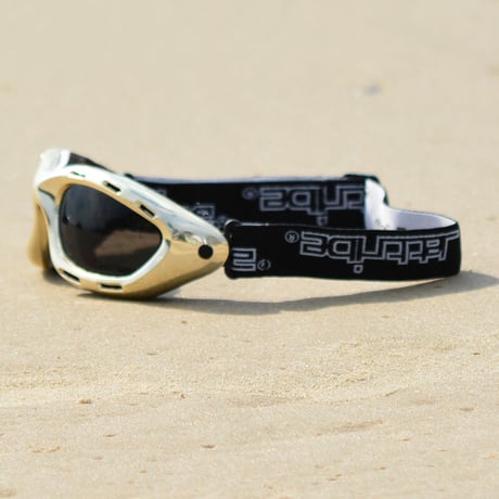 GOLD FRAME/SMOKE LENS