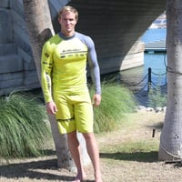 TEAM RIDER RASHGUARD  GREEN