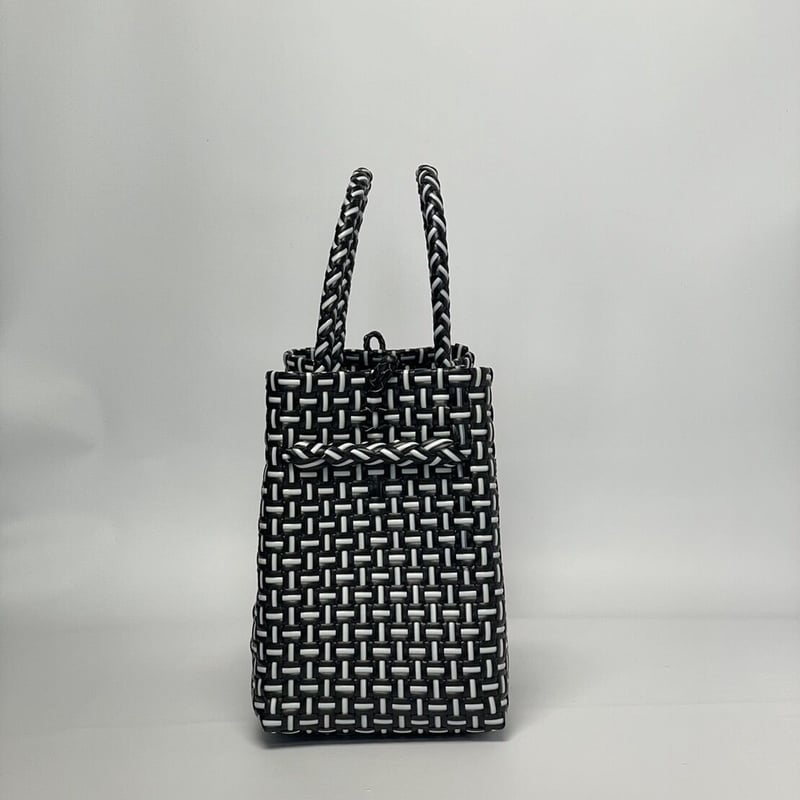 JARI BAG series_AYANA M–black×white【AYM2C-005】 JARI BAG series_AYANA M–black×white【AYM2C-005】