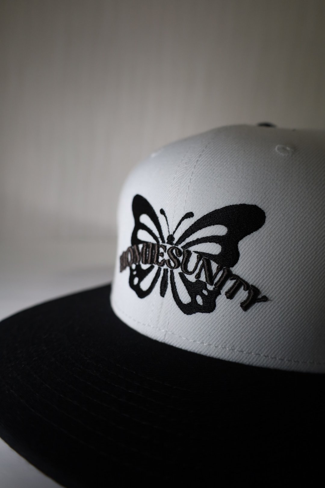 Classic Of Windows Butterfly Mesh Cap 白 帽子 CLASSIC OF
