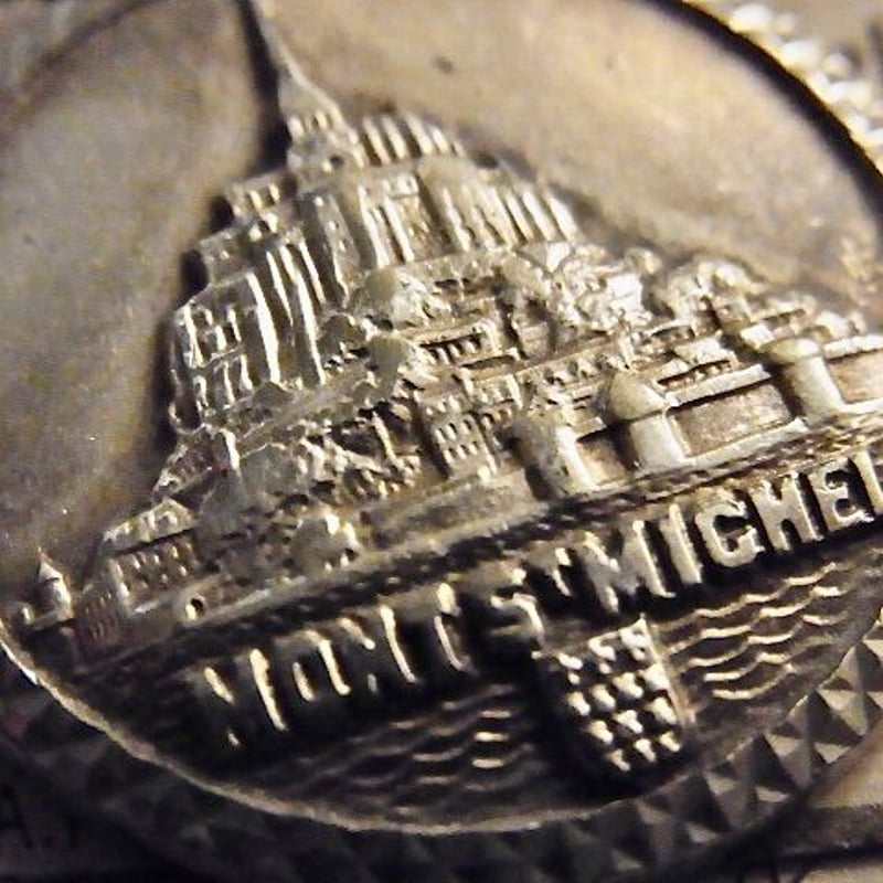 フランス アンティーク 大天使ミカエルとモン・サン・ミシェル メダイ