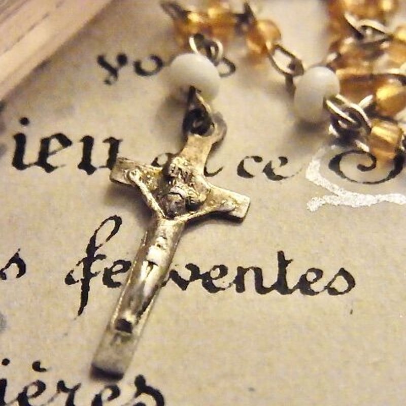 フランス アンティーク 琥珀 ガラス ミニロザリオ ブックレット