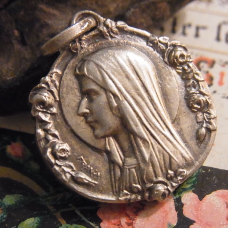 フランス アンティーク メダイ ルルドの泉 聖母マリア 薔薇 ローズ