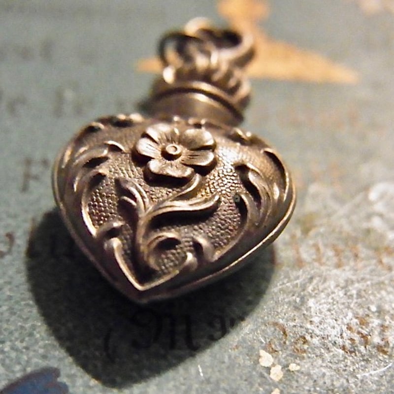 希少　メダイ　イエスとヨゼフ　ペンダントトップ　アンティーク⭐︎ フランス蚤の市 希少 メダイ イエスとヨゼフ ペンダントトップ アンティーク