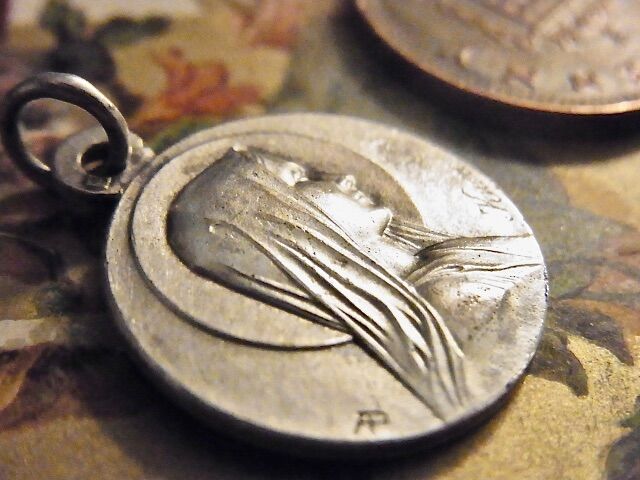 フランス アンティーク KARO 聖母マリア メダイ フルヴィエール大聖堂