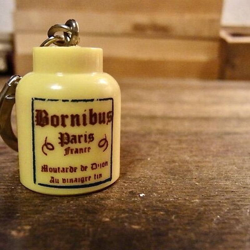 g240-g フレンチキーホルダー　30個　レア　レトロ　フランス　ノベルティ g240-g フレンチキーホルダー 30個 レア レトロ フランス