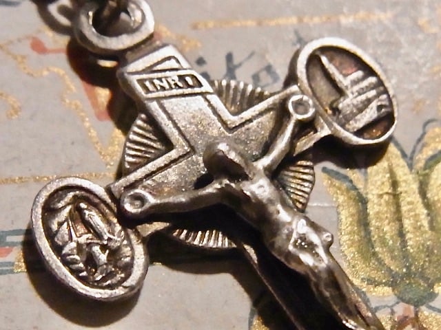 フランス アンティーク 白×青 ガラス ロザリオ ルルドの泉 聖母マリア