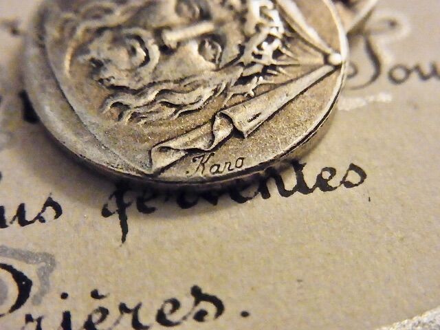 フランス アンティーク 七つの悲しみの聖母 メダイ 聖骸布 キリスト 顔