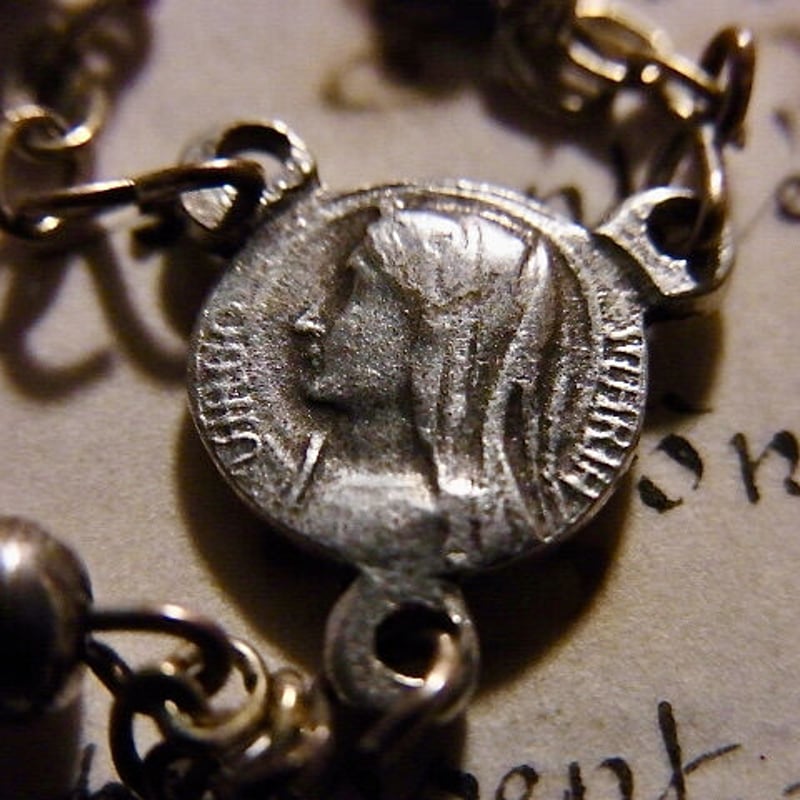 フランス アンティーク メタル ロザリオ 聖母マリア メダイ | café au