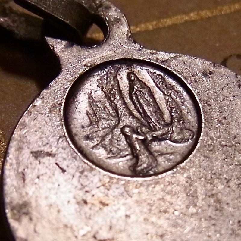 フランス アンティーク 聖ベルナデット メダイ ルルドの泉 Tschudin