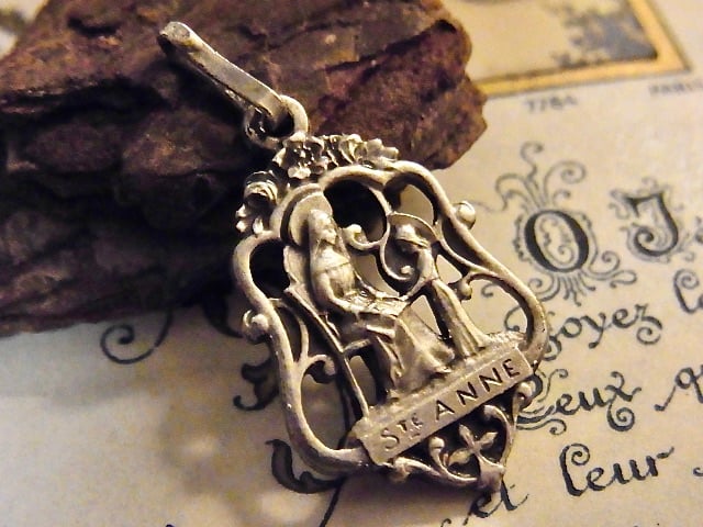 フランス アンティーク 聖アンナとマリアのメダイ サンタンヌ アール
