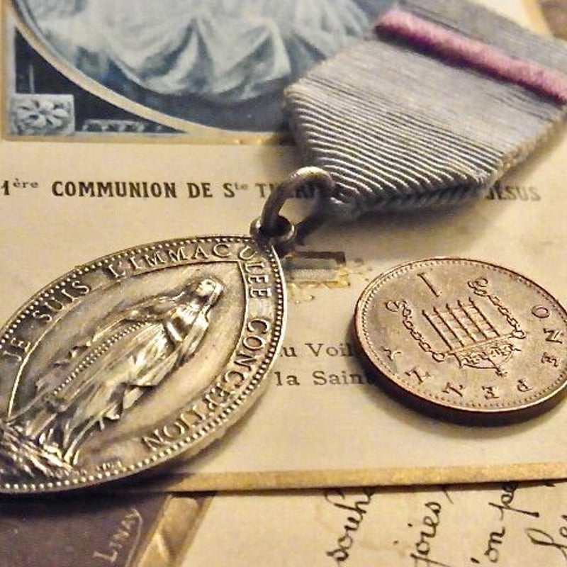 フランス アンティーク メダイ ルルドの泉 聖母マリア メダイ PENIN