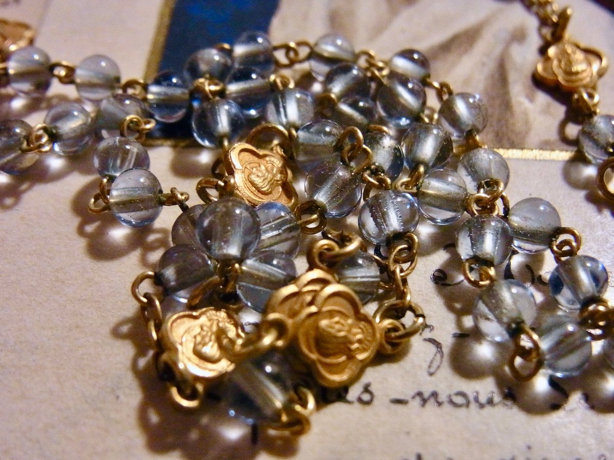 英国製 100年以上前のマーブルガラスロザリオ アンティーク① 【公式通販】