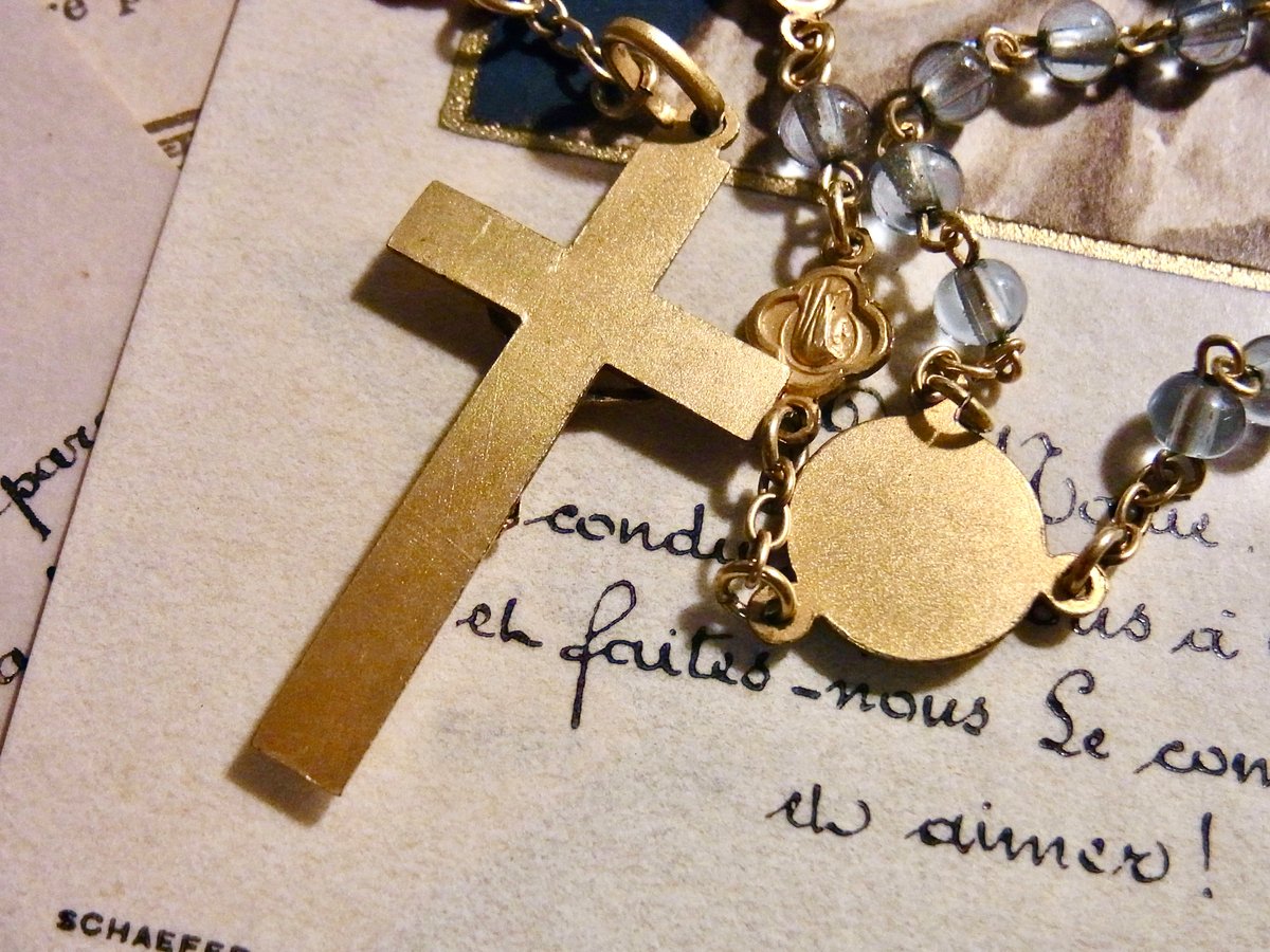 英国製 100年以上前のマーブルガラスロザリオ アンティーク① 【公式通販】