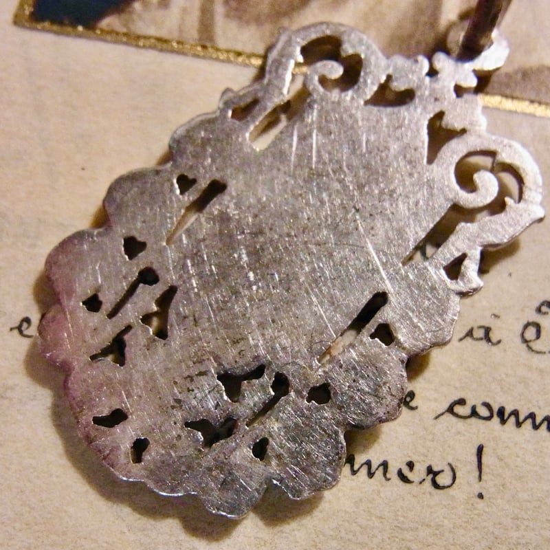 フランス アンティーク 聖杯とホスチアのメダイ シルバー800 銀