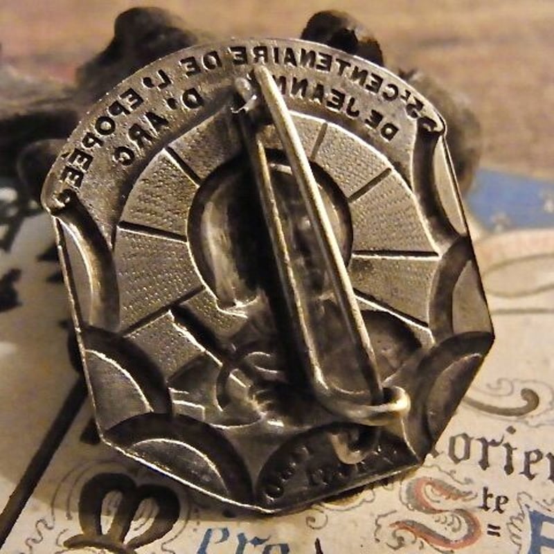 フランス アンティーク ジャンヌダルク ブローチ フランス革命 生誕500