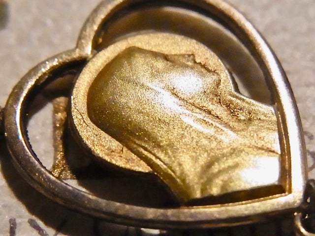 アンティークセンターメダイ　フランス 悲しみの聖母　聖なる心臓に突き刺さる剣 フランス アンティーク シェル ロザリオ 聖母マリア ハート メダイ