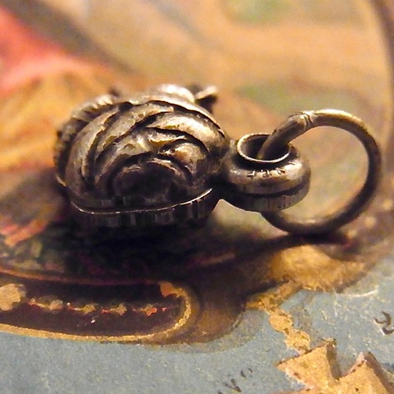 フランス アンティーク 聖テレジア バラ ロケット型メダイ