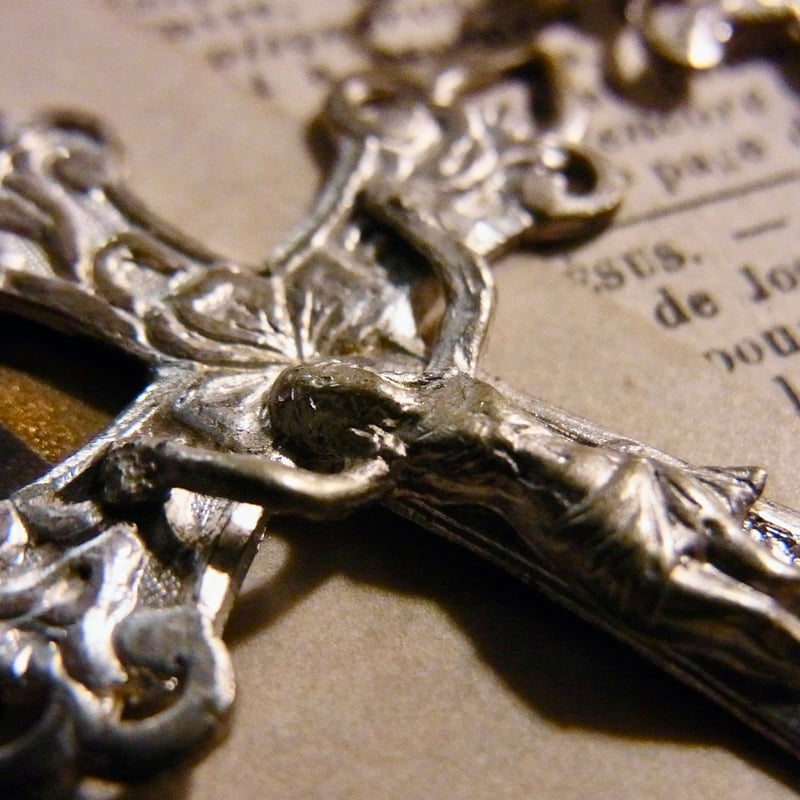 フランス アンティーク 白 オパーリン ガラス ロザリオ メダイ クロス