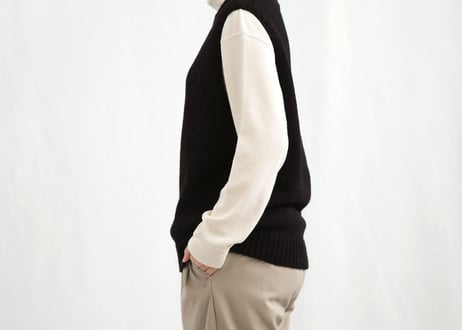 【峯村サフォーク】サフォークニットベスト