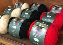 【峯村サフォーク】純国産羊毛 7番双糸　■３０ｇ玉巻