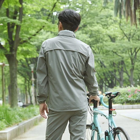 Hood-packable blouson