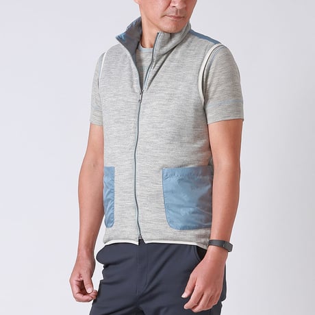 Reversible vest